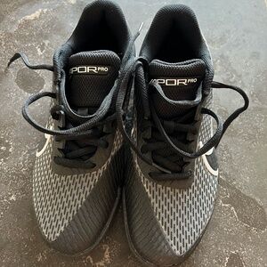 Nike Vapor 2 Pro Tennis Hard Court shoe women sz 7 NEVER WORN